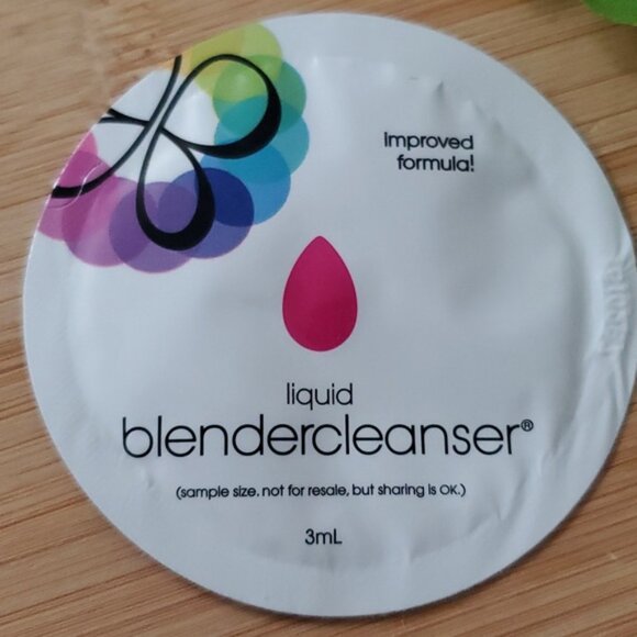 💚 FREE ADD-ON BEAUTYBLENDER "Liquid Blendcleanser" Best Seller Tool Cleanser - Picture 4 of 4